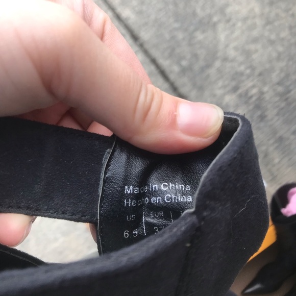 Call It Spring. Size 6.5. Comfy. Like New. - Picture 5 of 5